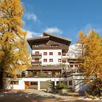 In Aosta Valley Near Lift Брей-Червінія