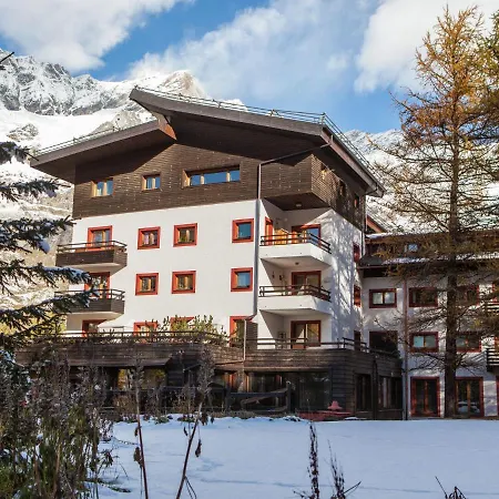 Apartment Belvilla By Oyo Residenza Cervinia 2p *