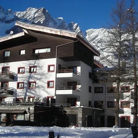 Apartment Belvilla By Oyo Residenza Cervinia 2p